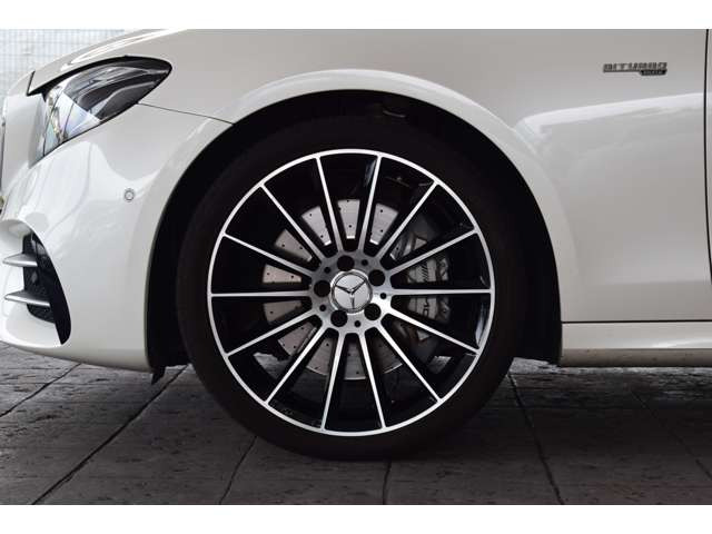 EクラスAMG E43 4マチック 4WD