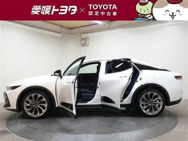 クラウンクロスオーバー2.5 G アドバンスト レザー パッケージ E-Four 4WD