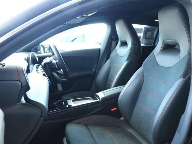 CLAシューティングブレークCLA200d AMGラインパッケージ