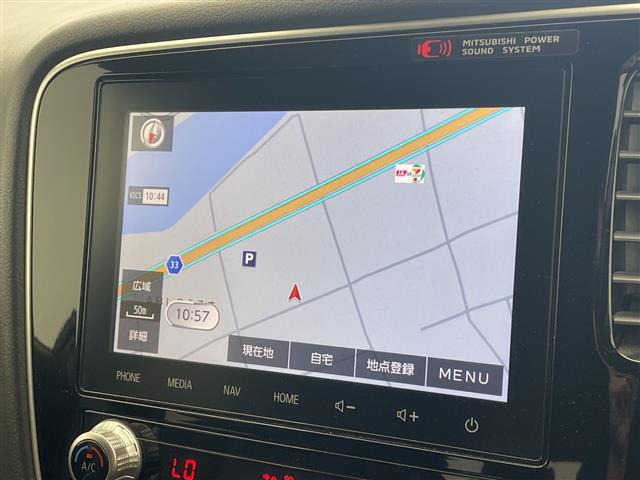 アウトランダーPHEV2.4 G プレミアムパッケージ 4WD