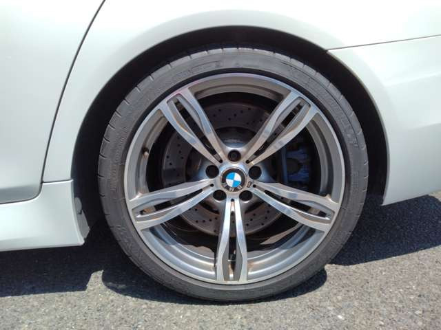 �t�����g295-35ZR20