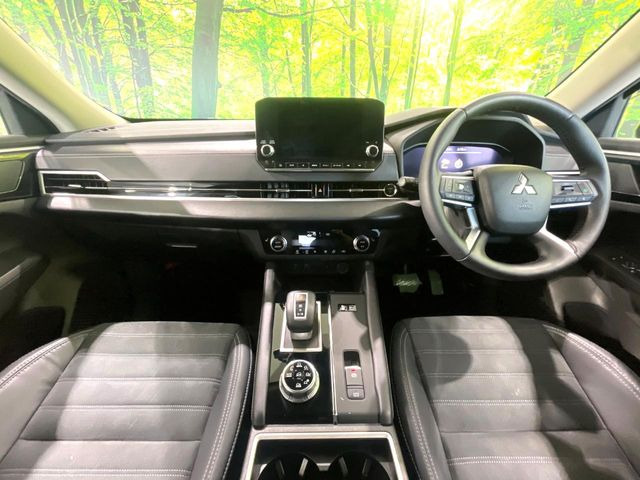 アウトランダーPHEV2.4 G 4WD
