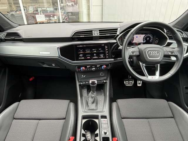 Q3