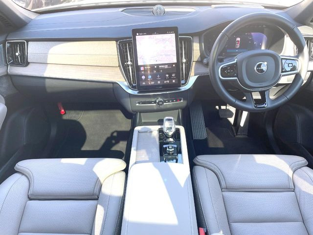 XC90ウルトラ B5 AWD 4WD