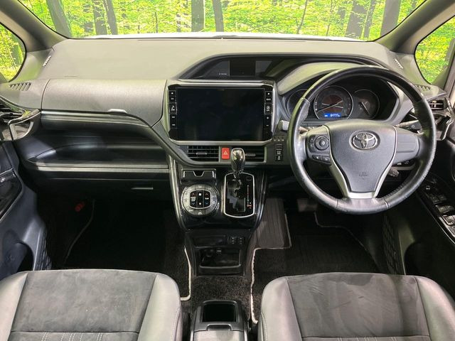 エスクァイア2.0 Gi プレミアムパッケージ ブラックテイラード