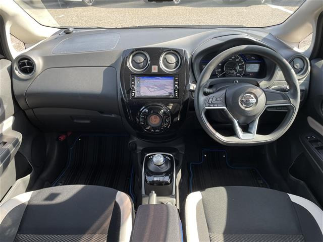 ノート1.2 e-POWER X FOUR Vセレクション 4WD