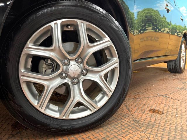 �y����18�C���`�A���~�z�C�[���z�O�ςɃ}�b�`���������A���~�z�C�[���𑕒����Ă���܂��B�e��ЊO�A���~�z�C�[����A�X�^�b�h���X�^�C�����戵�����Ă���܂��B���񂲑��k����������