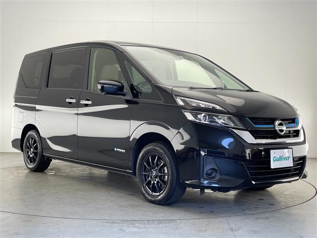 セレナ1.2 e-POWER XV