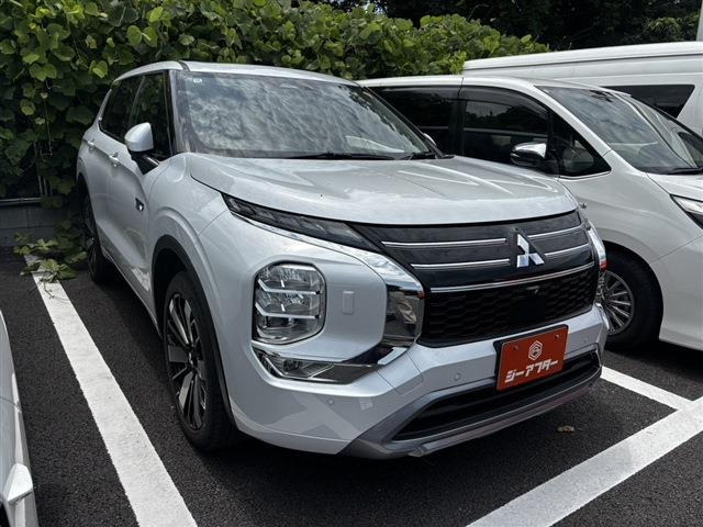 アウトランダーPHEV 2.4 P 4WD