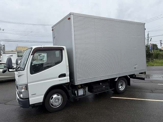 キャンター3.0 全低床 ディーゼル 4WD