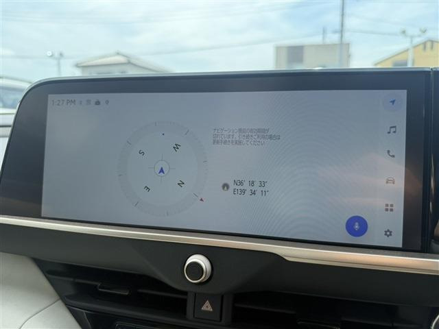 クラウンクロスオーバー2.5 G レザー パッケージ E-Four 4WD