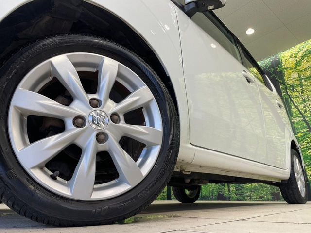 �y����15�C���`�A���~�z�C�[���z�O�ςɃ}�b�`���������A���~�z�C�[���𑕒����Ă���܂��B�e��ЊO�A���~�z�C�[����A�X�^�b�h���X�^�C�����戵�����Ă���܂��B���񂲑��k����������