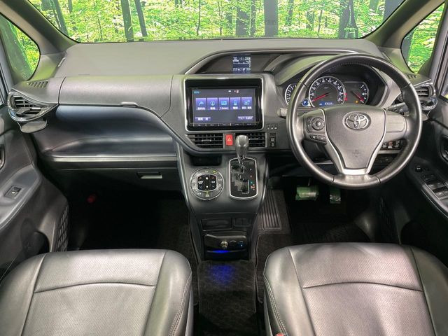 ヴォクシー2.0 ZS 煌