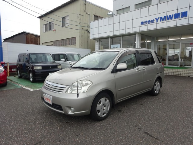 ラウム1.5 Gパッケージ 4WD