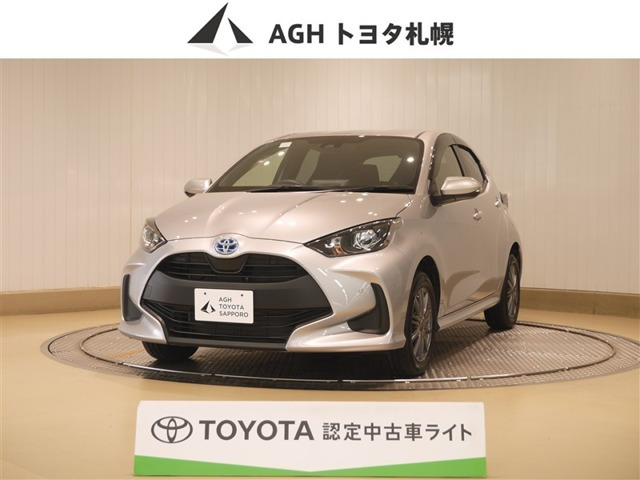 ヤリス1.5 ハイブリッド X E-Four 4WD