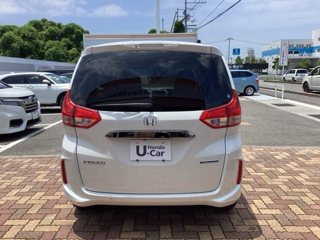 フリード1.5 ハイブリッド G
