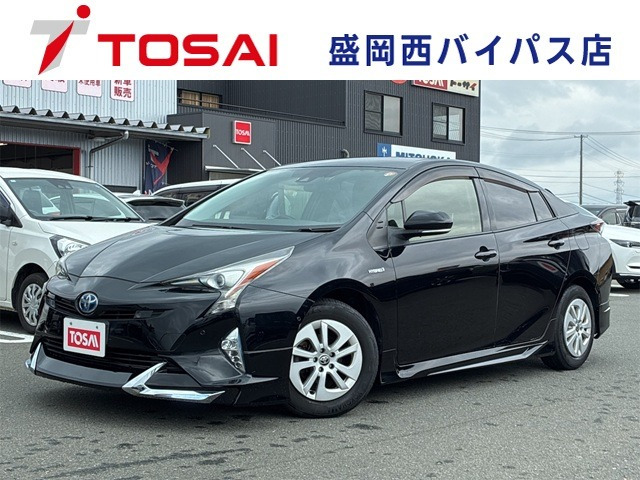 プリウス1.8 S セーフティ プラス E-Four 4WD
