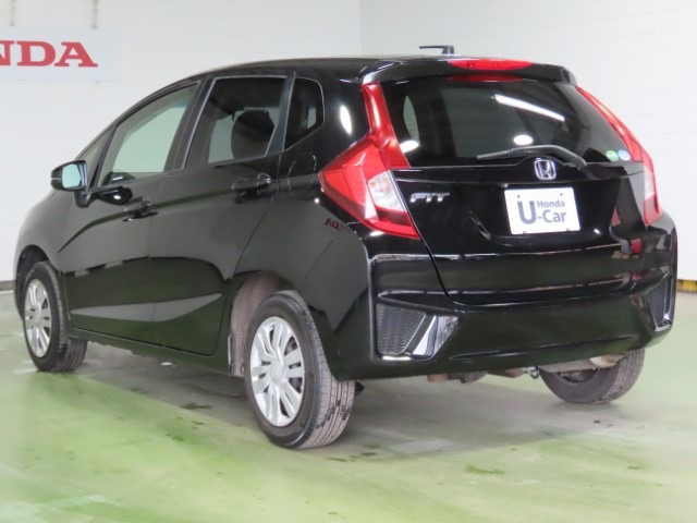 フィット1.3 13G Fパッケージ 4WD