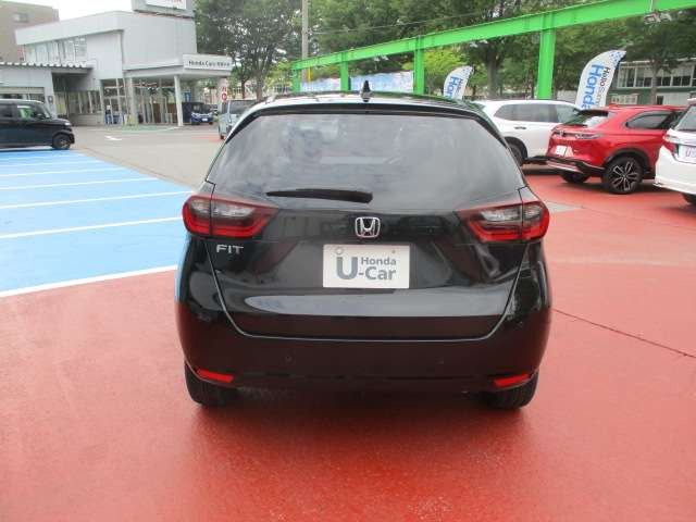 フィット1.5 ホーム 4WD