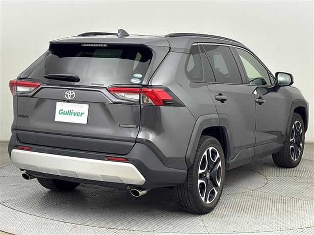 RAV42.0 アドベンチャー 4WD