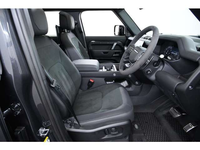 ディフェンダー110 カルパチアン エディション 5.0L P525 4WD
