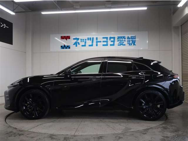 クラウンスポーツ2.5 Z E-Four 4WD