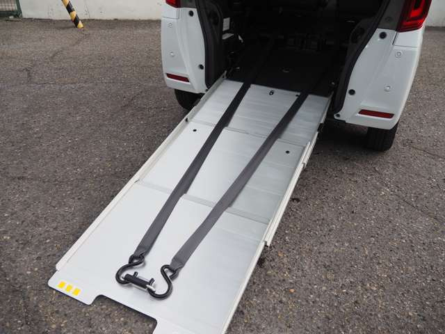 N-BOXG スロープ 4WD