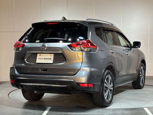 エクストレイル2.0 20X 助手席スライドアップシート 4WD