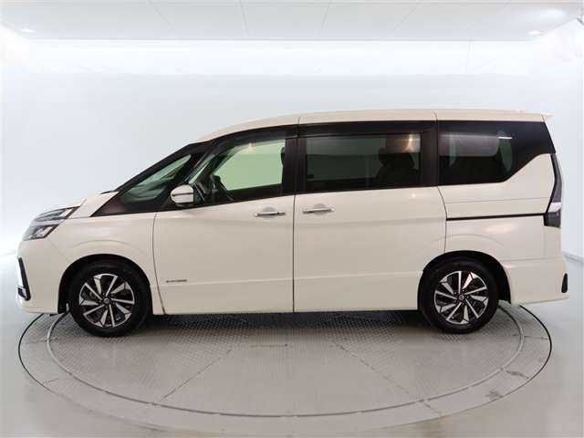 セレナ2.0 ハイウェイスターV