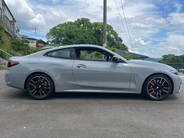 4シリーズクーペM440i xドライブ 4WD