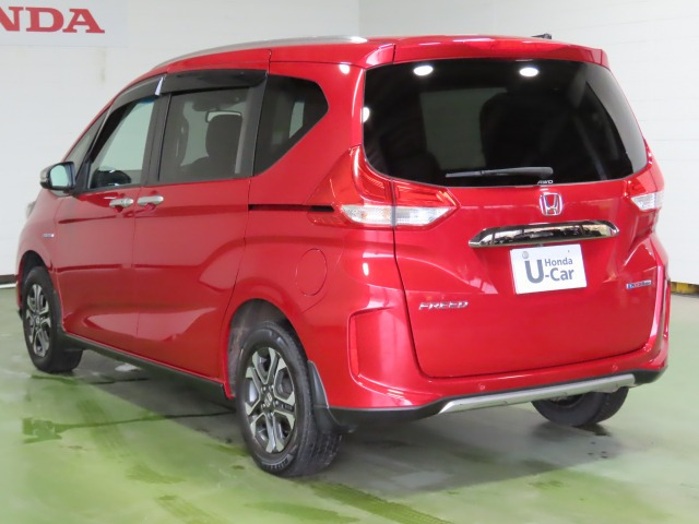 フリード1.5 ハイブリッド クロスター ホンダセンシング 4WD