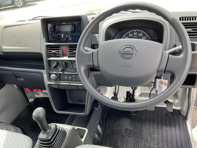 クリッパートラックDX 4WD