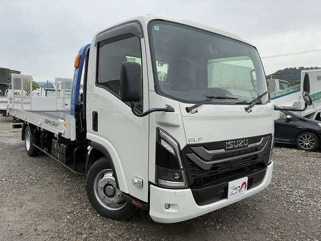 エルフ積載車