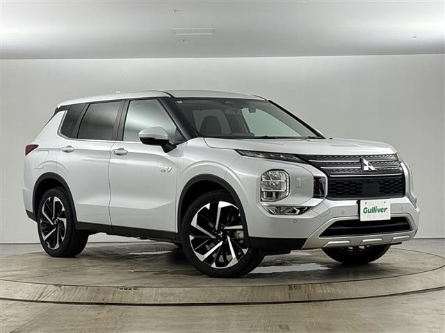 アウトランダーPHEV2.4 G 4WD