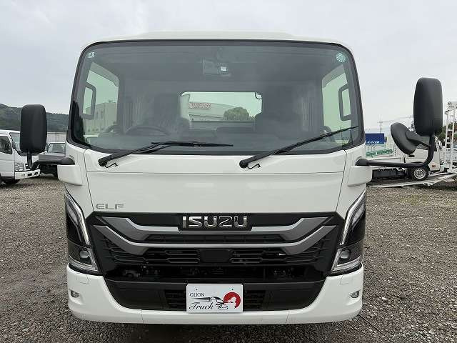 エルフ積載車