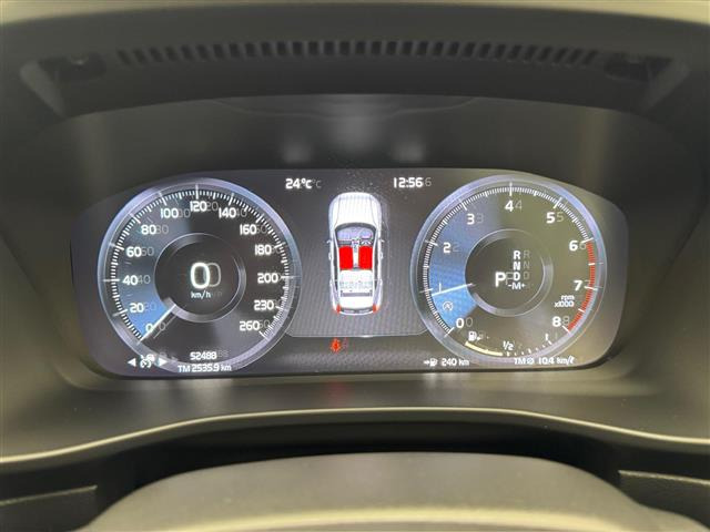 XC40T4 AWD インスクリプション 4WD