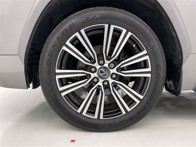 LX600 4WD