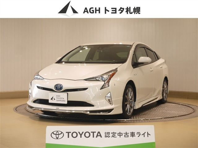 プリウス1.8 A ツーリングセレクション E-Four 4WD