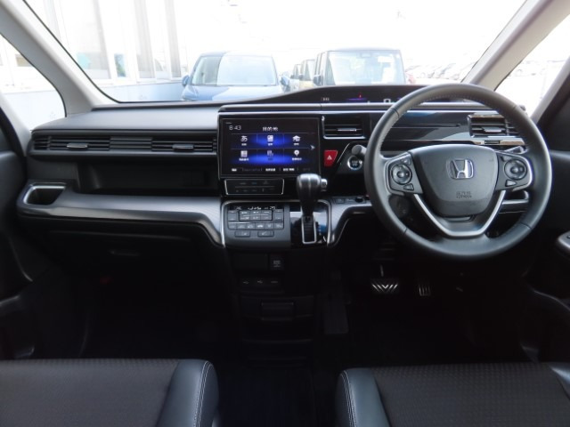 ステップワゴン1.5 スパーダ クールスピリット ホンダ センシング 4WD