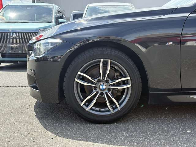 3シリーズセダン320i xドライブ Mスポーツ エディション シャドー 4WD