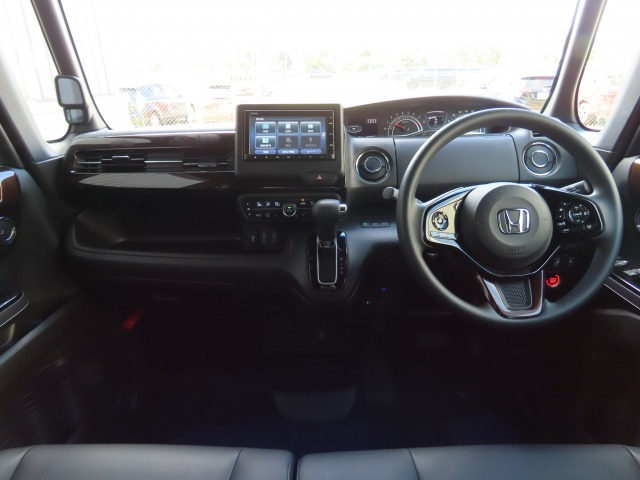 N-BOXカスタムL 4WD