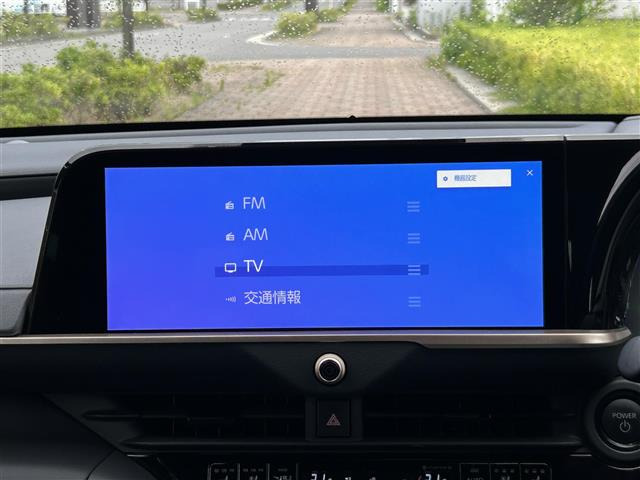 クラウンクロスオーバー2.5 G アドバンスト レザー パッケージ E-Four 4WD