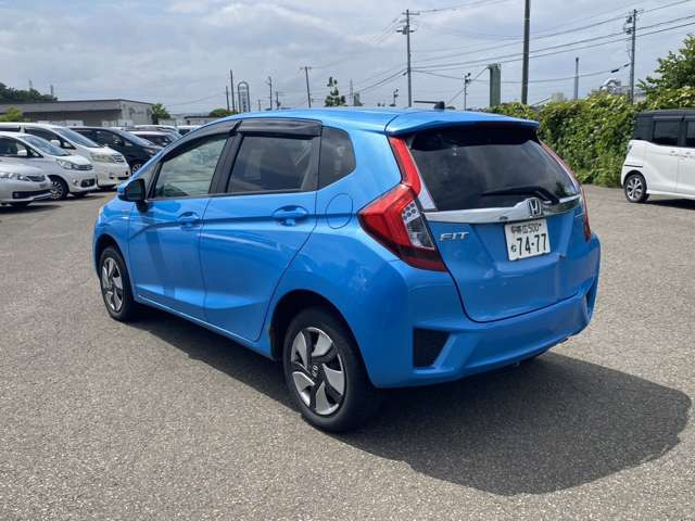 フィット1.5 ハイブリッド Fパッケージ 4WD