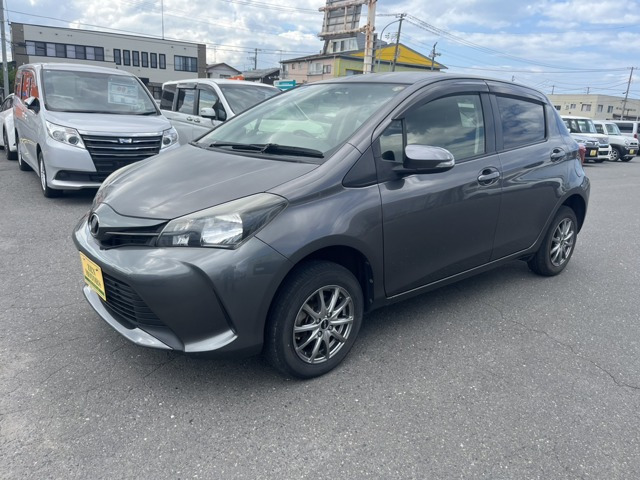 ヴィッツ1.3 F 4WD