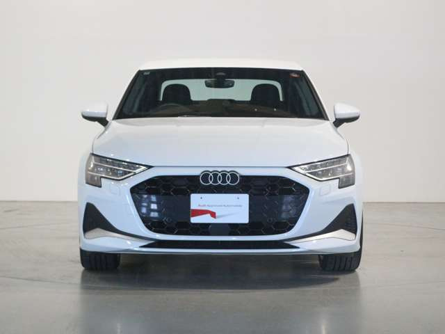 A3セダン30 TFSI アドバンスド