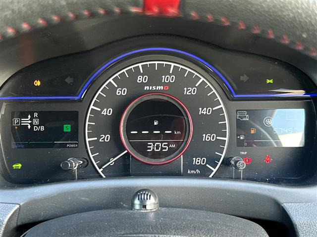 ノート1.2 e-POWER NISMO
