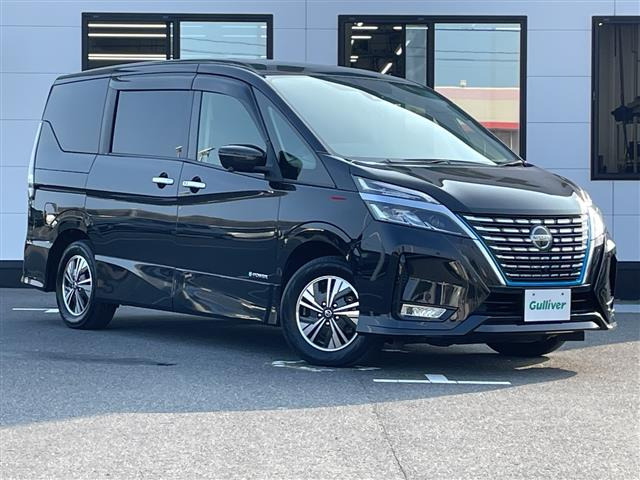 セレナ1.2 e-POWER ハイウェイスターV