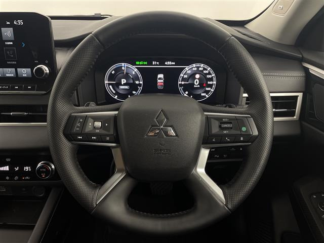 アウトランダーPHEV2.4 G 4WD