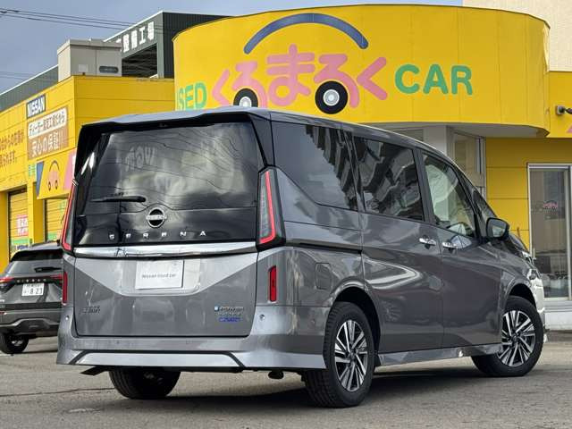 セレナ1.4 e-4ORCE ハイウェイスターV 4WD