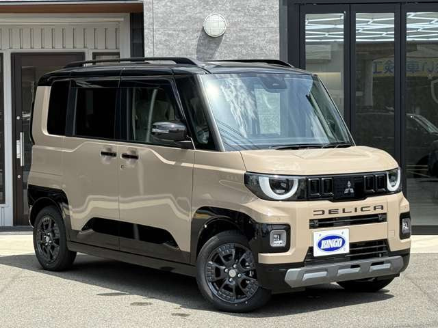 デリカミニT プレミアム デリマル パッケージ 4WD